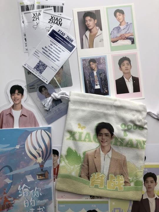 Amazon.co.jp: 肖戦 肖战 シャオジャン可愛いミニ写真集mini PB